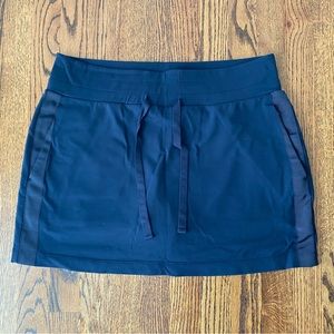Athleta metro downtown skort